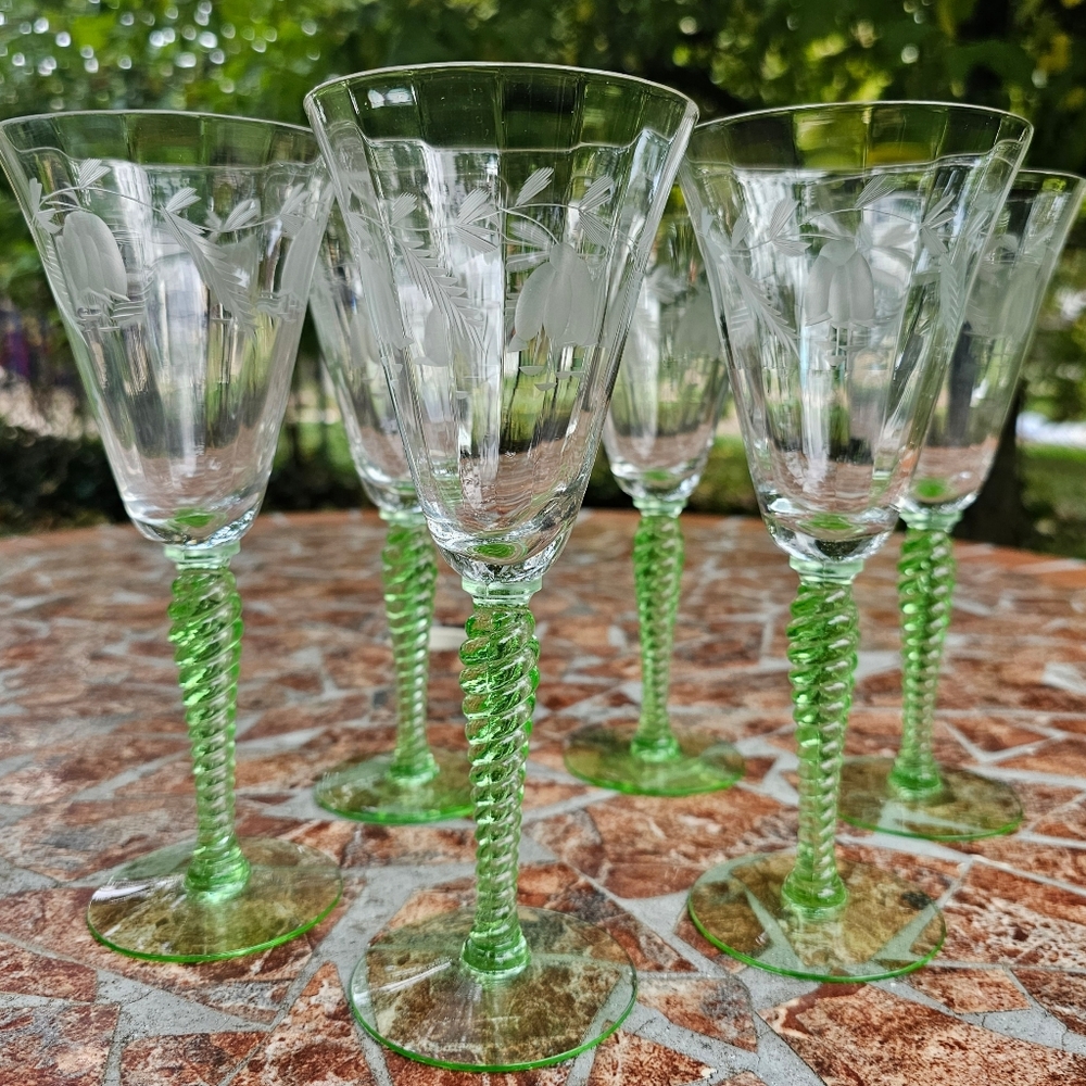 Vintage Louie-Weston Etched Uranium Goblet Glasses